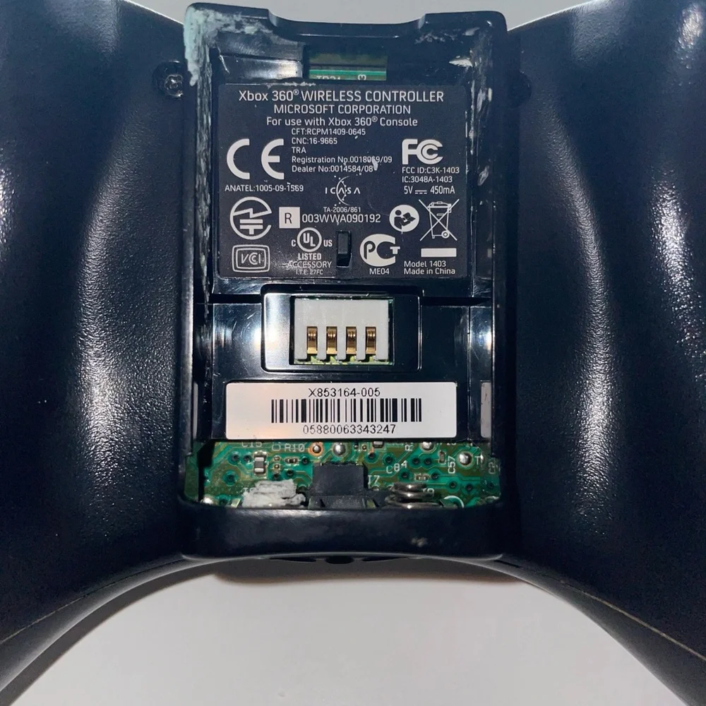 OEM Microsoft Xbox 360 Wireless Controller For Parts or Repair